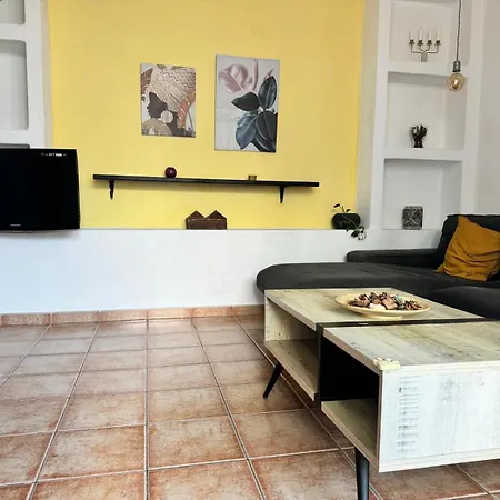 Casa Su Costa Teguise